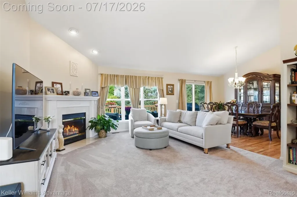 1449 Covington Crossing Commerce Charter Township MI 48390