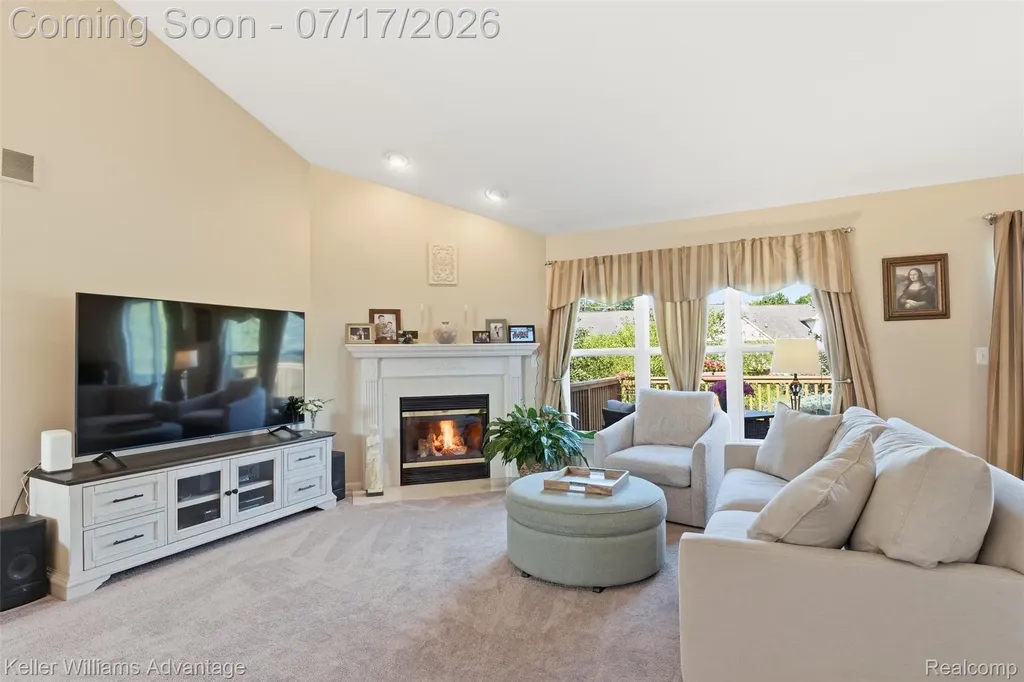 1449 Covington Crossing Commerce Charter Township MI 48390