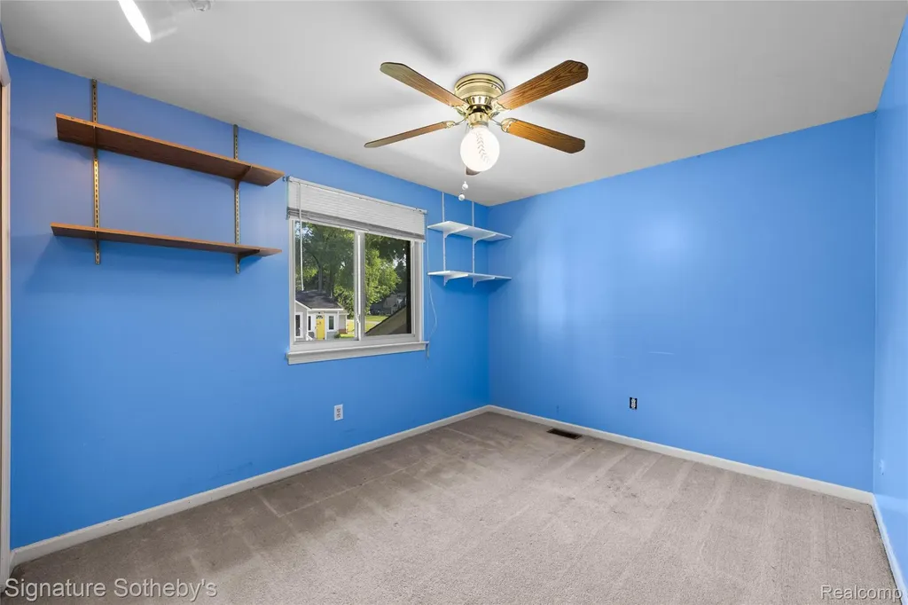 1312 Merry Road Waterford Charter Township MI 48328