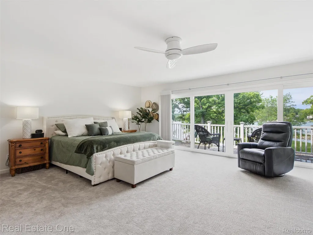4011 Lotus Drive Waterford Charter Township MI 48329