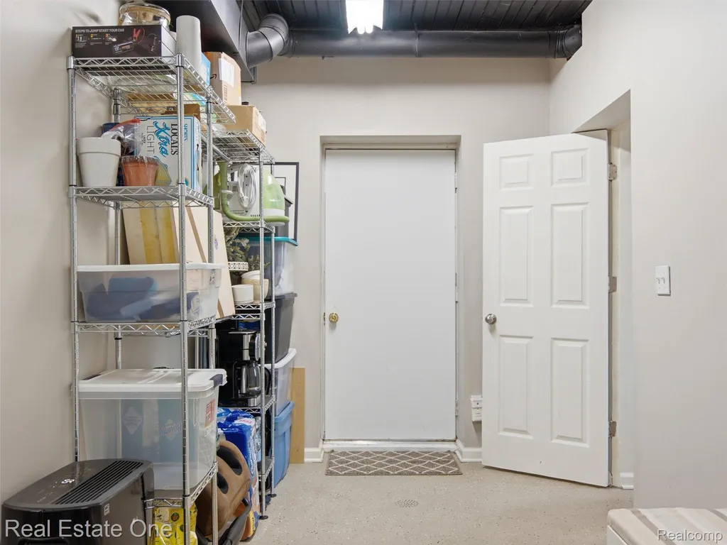 4011 Lotus Drive Waterford Charter Township MI 48329
