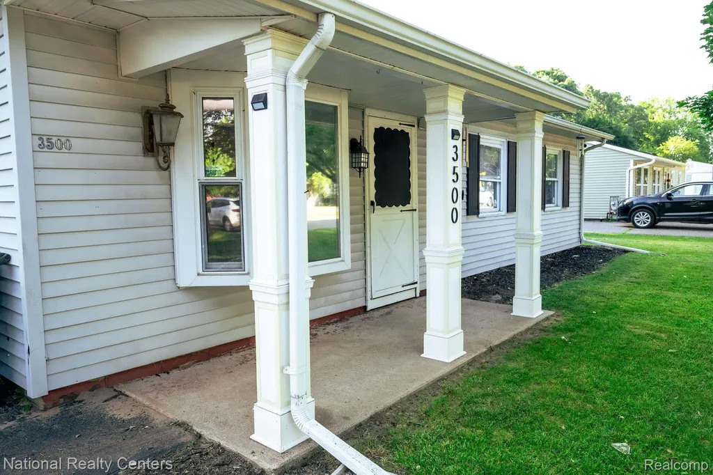3500 Grafton Street Orion Charter Township MI 48359