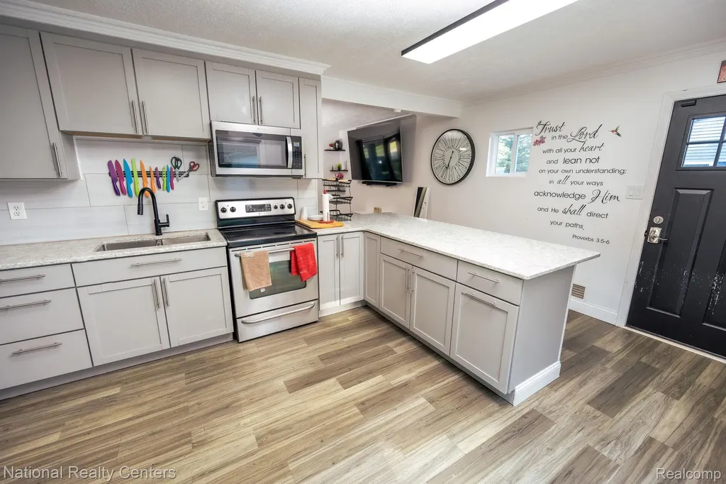 3500 Grafton Street Orion Charter Township MI 48359