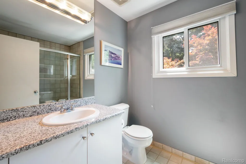 5775 Eastman Boulevard West Bloomfield Charter Township MI 48323