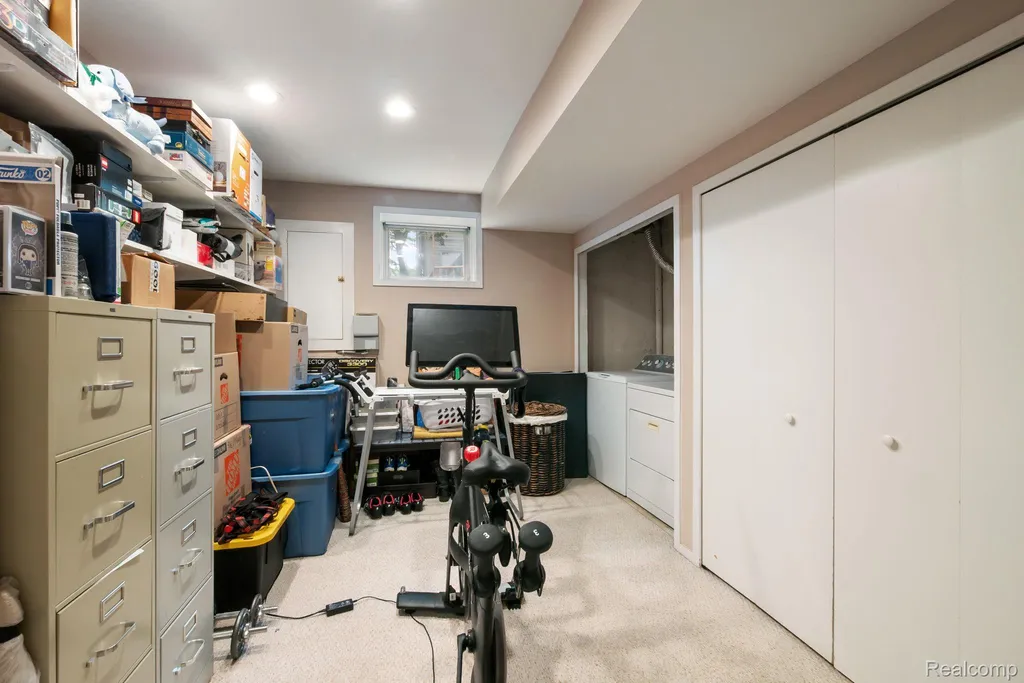 5775 Eastman Boulevard West Bloomfield Charter Township MI 48323