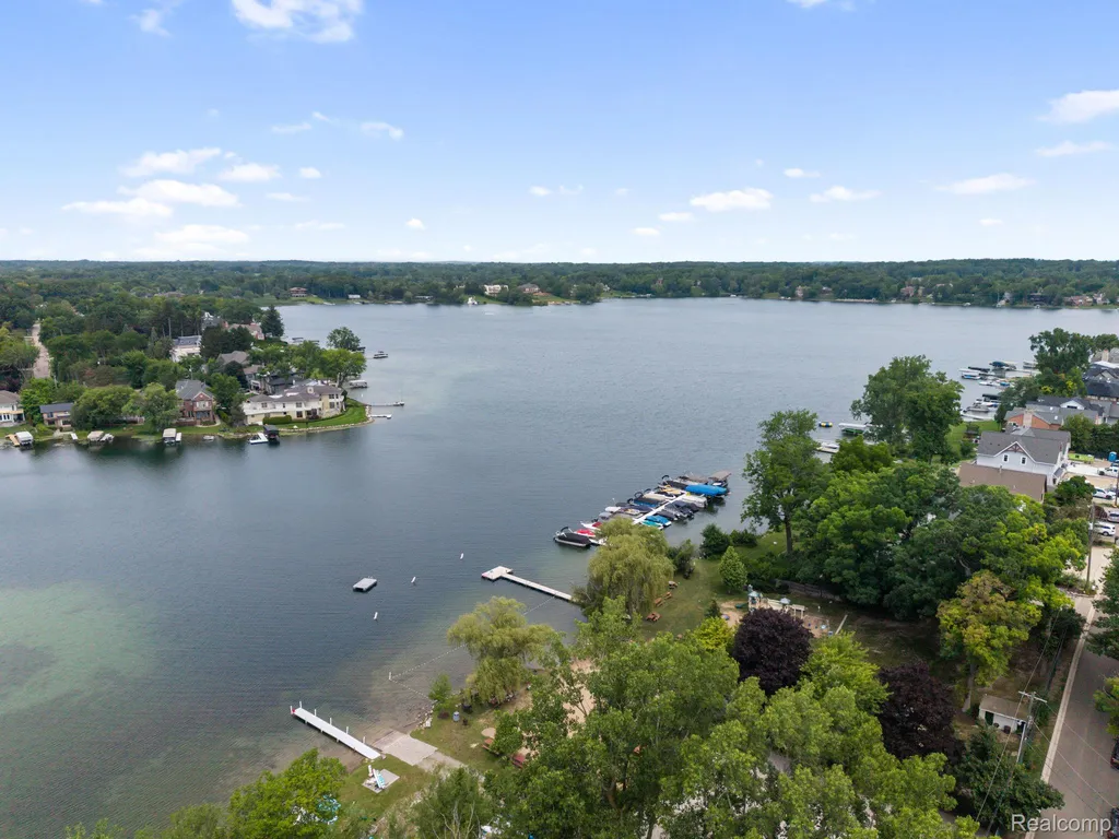 5775 Eastman Boulevard West Bloomfield Charter Township MI 48323