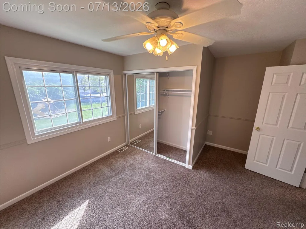 35601 Ashford Drive Sterling Heights City MI 48312