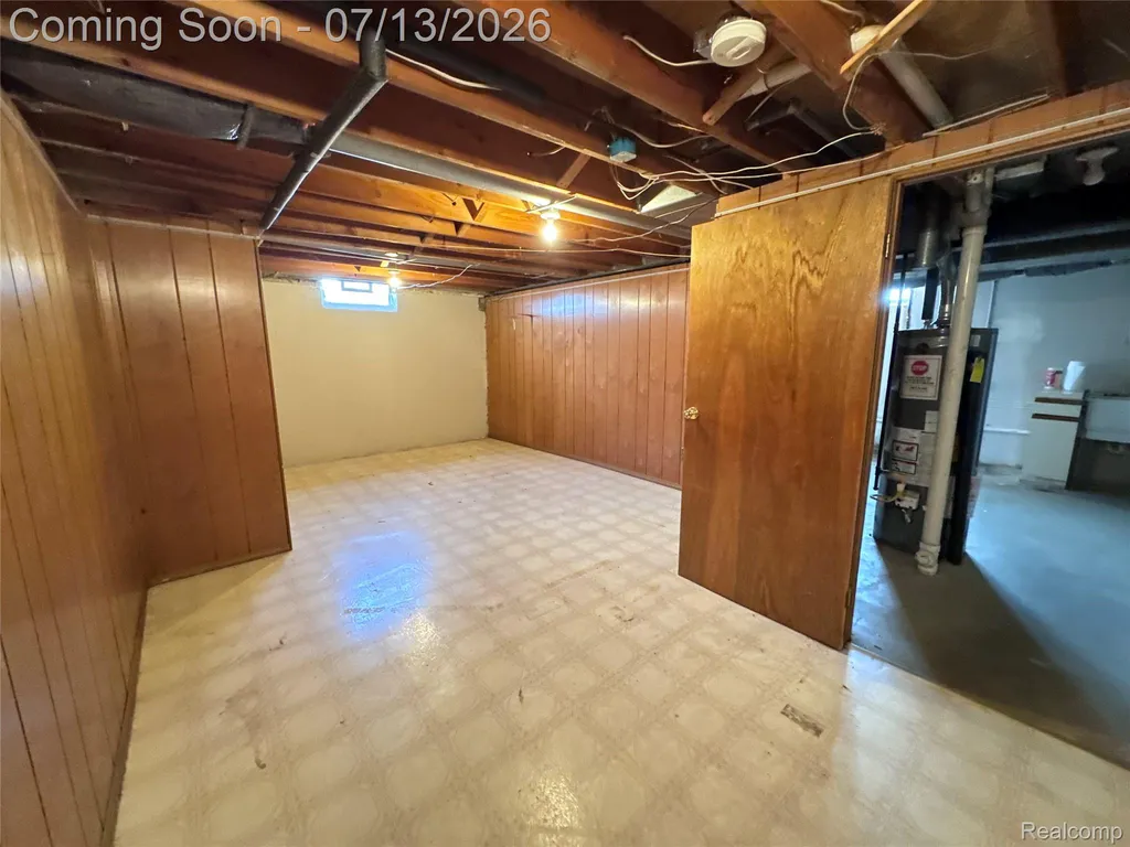 35601 Ashford Drive Sterling Heights City MI 48312