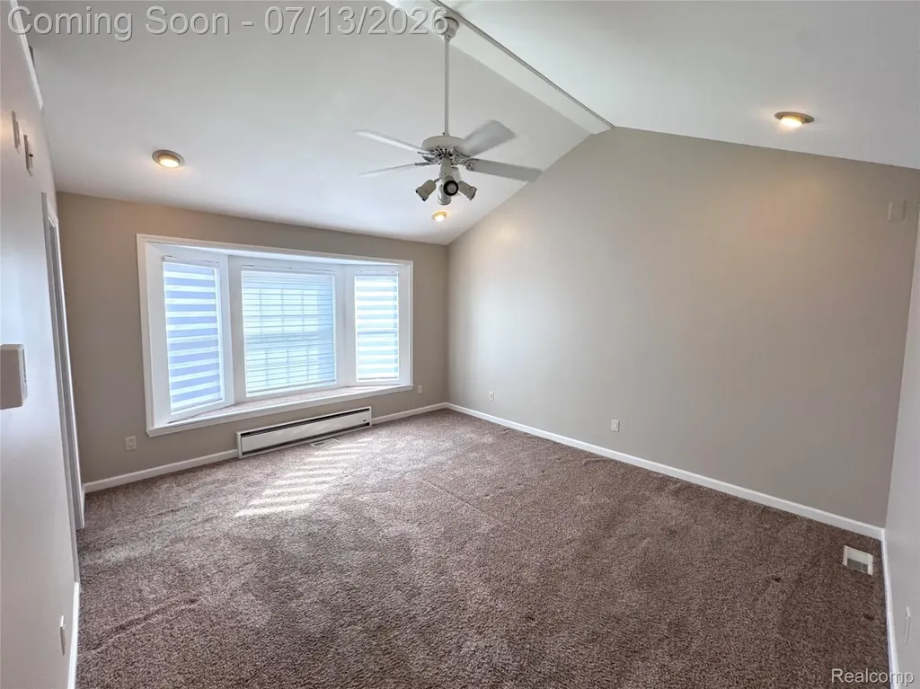 35601 Ashford Drive Sterling Heights City MI 48312
