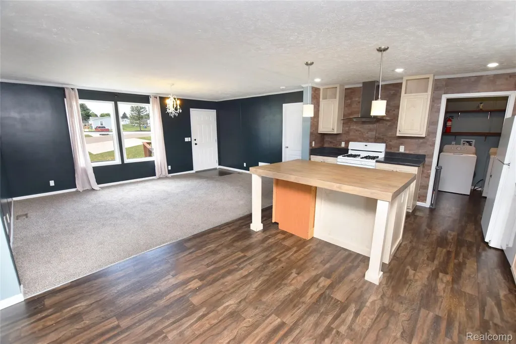 148 Pheasant Lane Grand Blanc Charter Township MI 48439