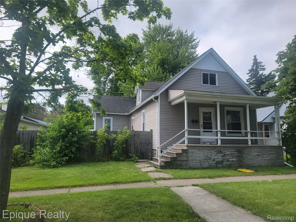 1112 Griswold Street Port Huron City MI 48060
