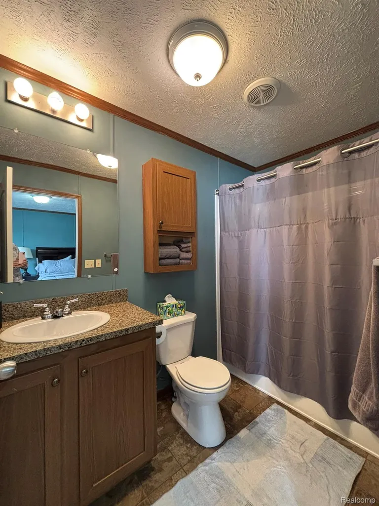 220 Pheasant Lane Grand Blanc Charter Township MI 48439