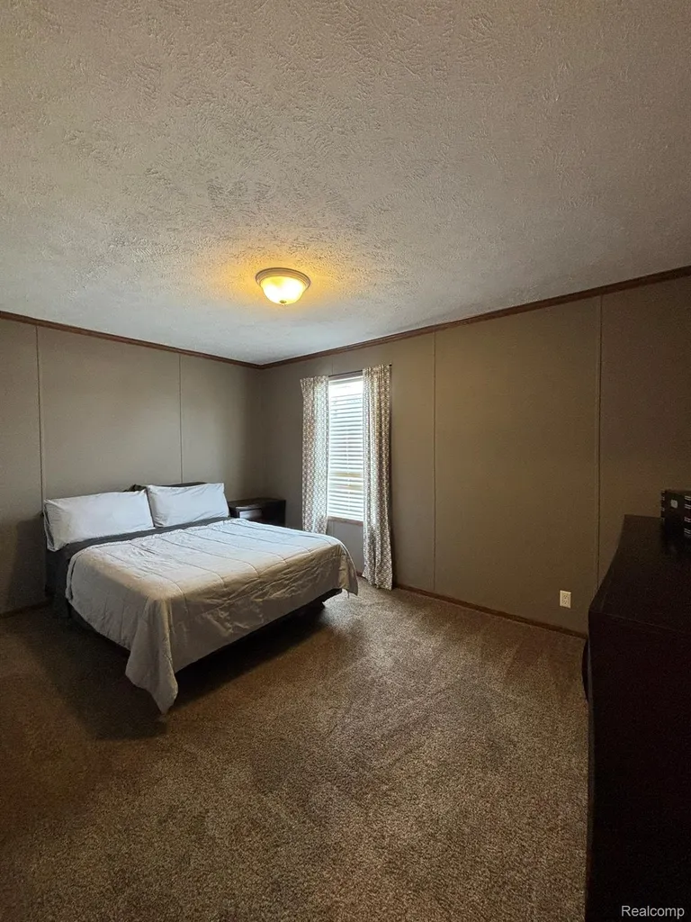 220 Pheasant Lane Grand Blanc Charter Township MI 48439