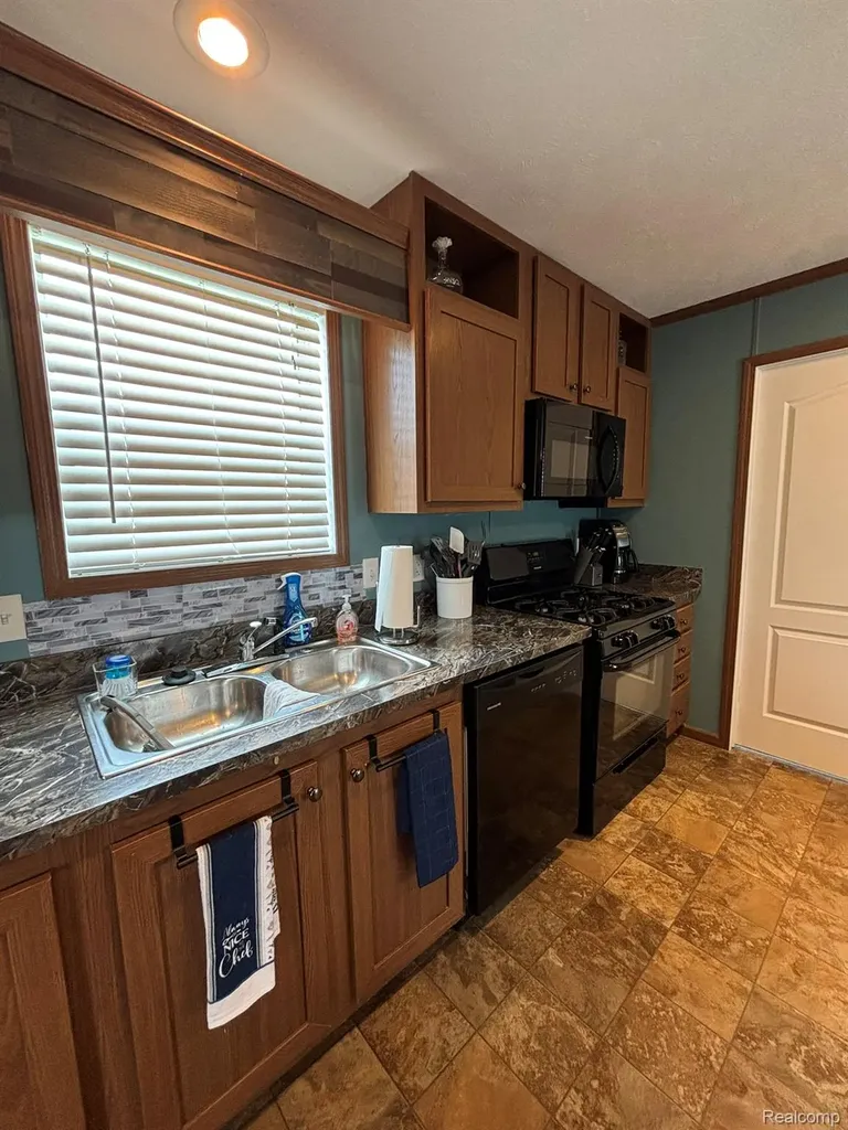 220 Pheasant Lane Grand Blanc Charter Township MI 48439