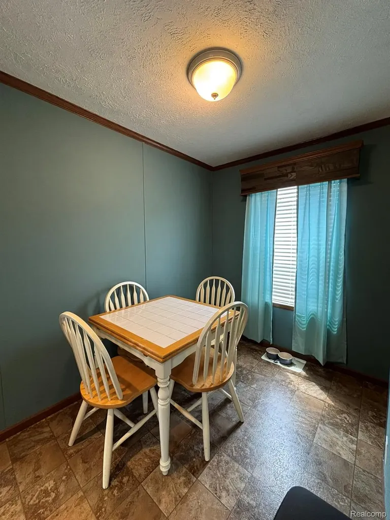 220 Pheasant Lane Grand Blanc Charter Township MI 48439