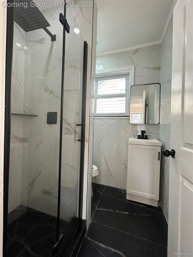 1003 Emwill Street Ferndale City MI 48220