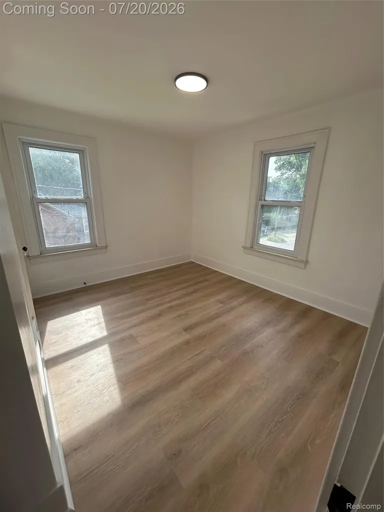 1003 Emwill Street Ferndale City MI 48220