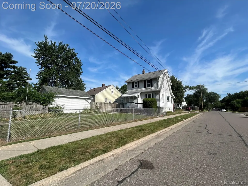 1003 Emwill Street Ferndale City MI 48220
