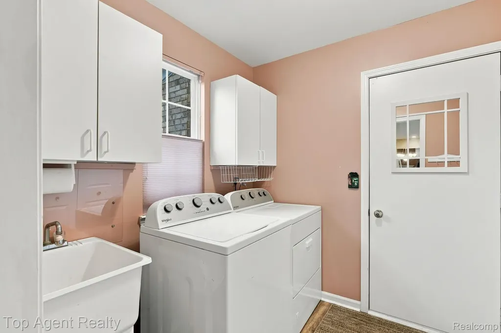 48659 Sundance Court Shelby Charter Township MI 48315