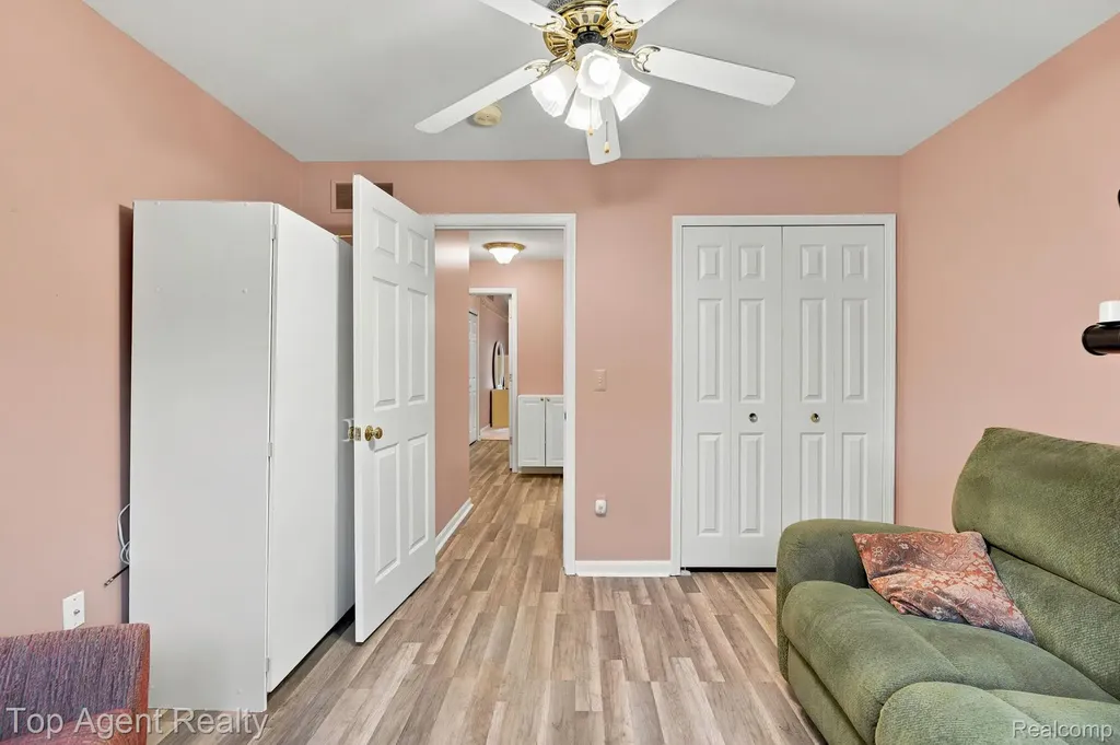 48659 Sundance Court Shelby Charter Township MI 48315