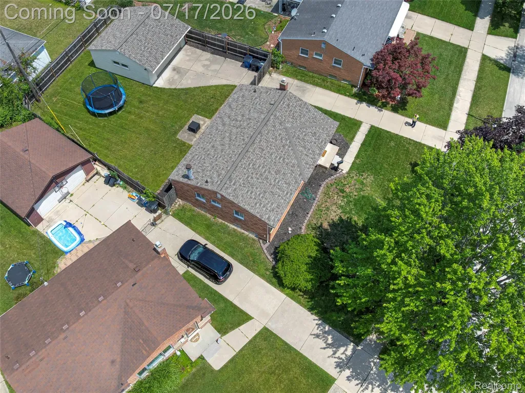 32628 Bertram Drive Westland City MI 48185