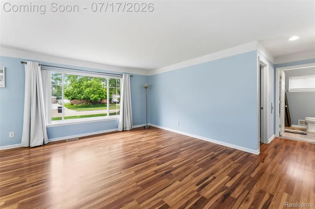 32628 Bertram Drive Westland City MI 48185