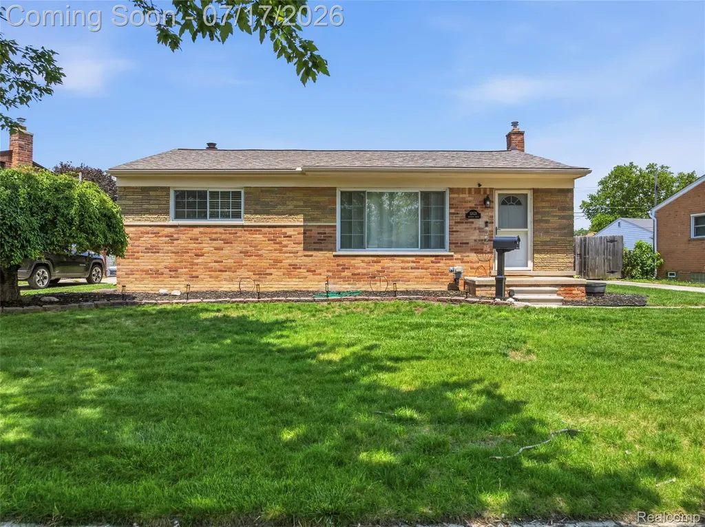 32628 Bertram Drive Westland City MI 48185