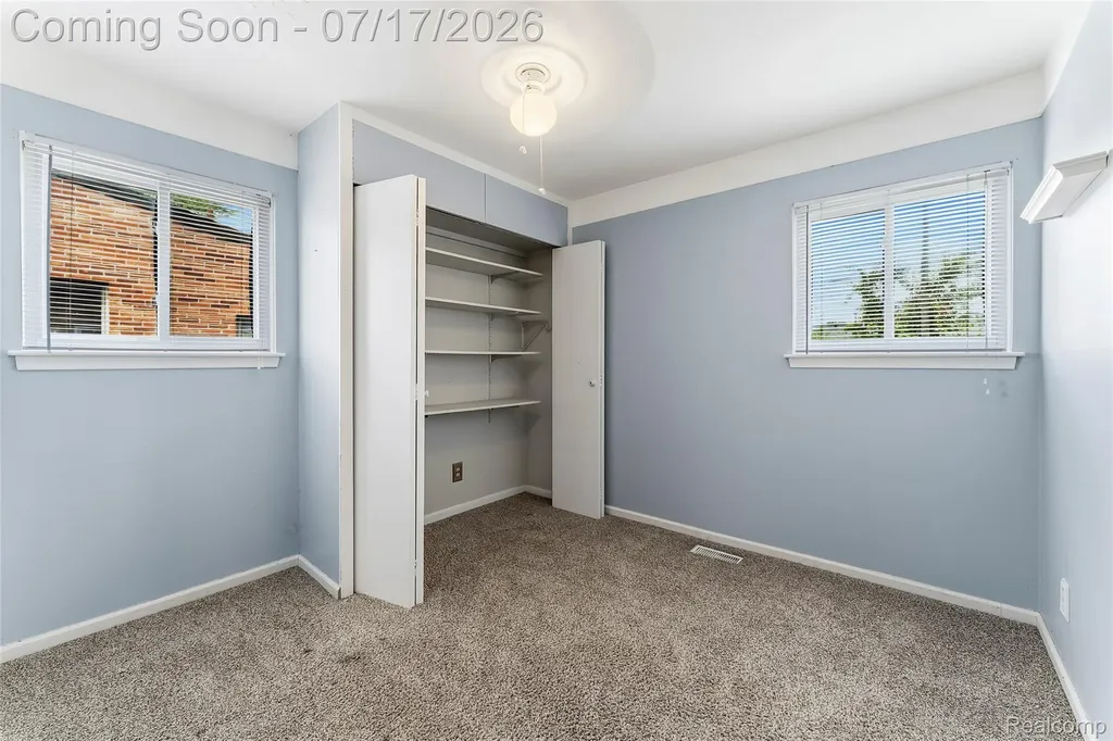 32628 Bertram Drive Westland City MI 48185