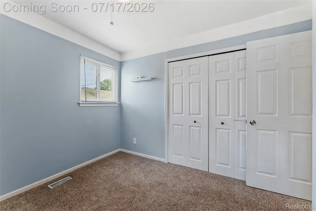 32628 Bertram Drive Westland City MI 48185