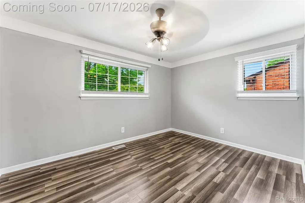 32628 Bertram Drive Westland City MI 48185
