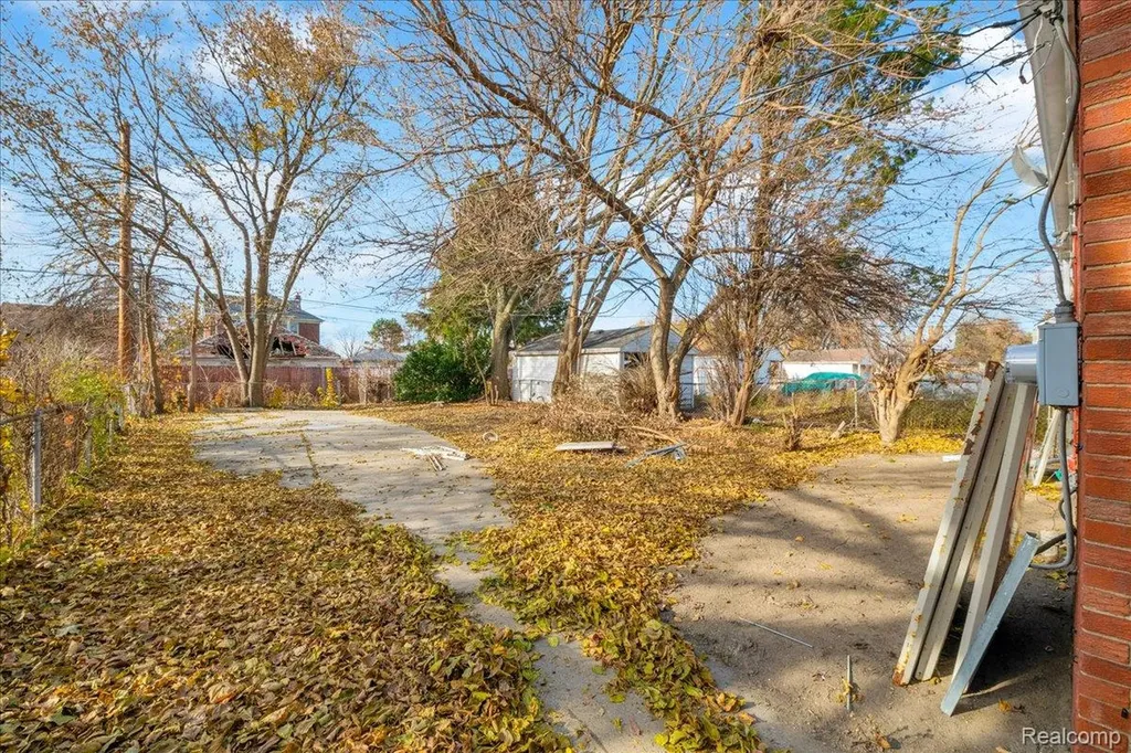 17327 Teppert Street Detroit City MI 48234