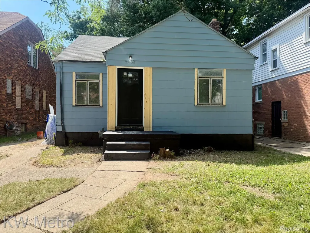 15755 Stansbury Street Detroit City MI 48227