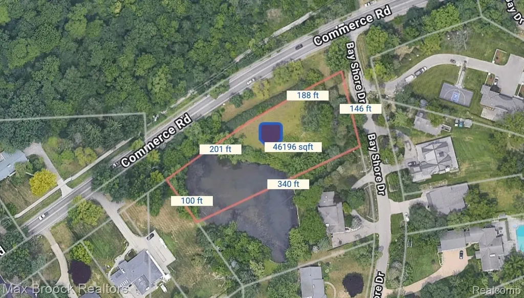 3012 Bay Shore Drive W Orchard Lake Village City MI 48324