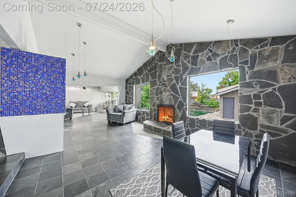11957 Canterbury Drive Sterling Heights City MI 48312