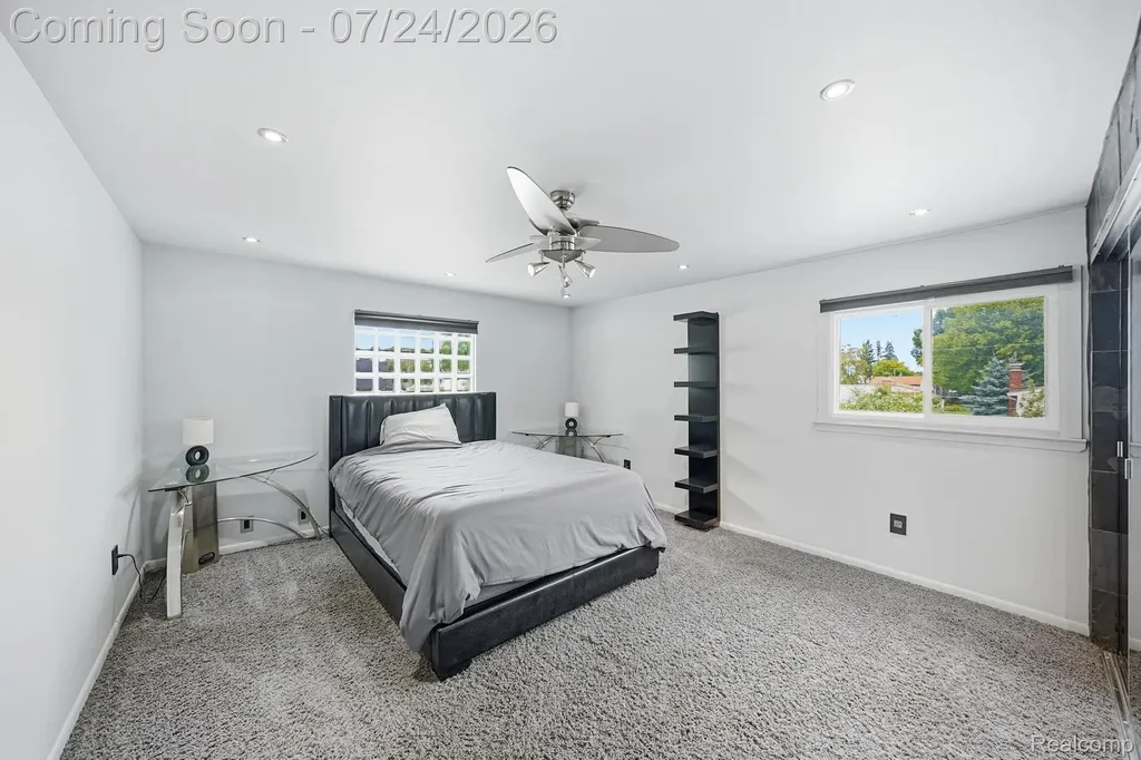 11957 Canterbury Drive Sterling Heights City MI 48312