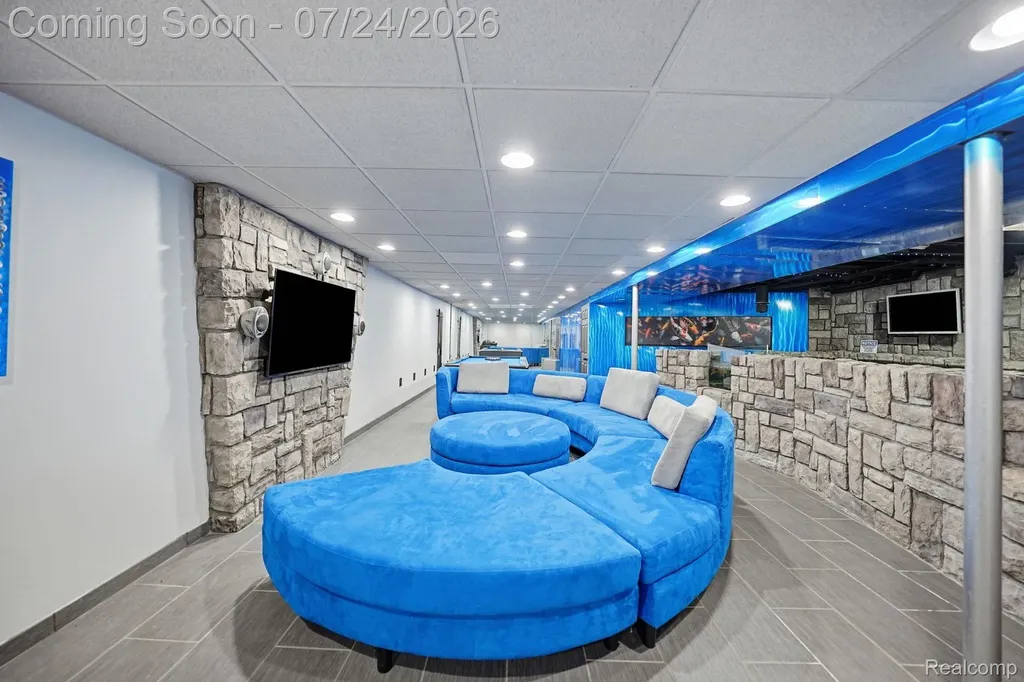 11957 Canterbury Drive Sterling Heights City MI 48312