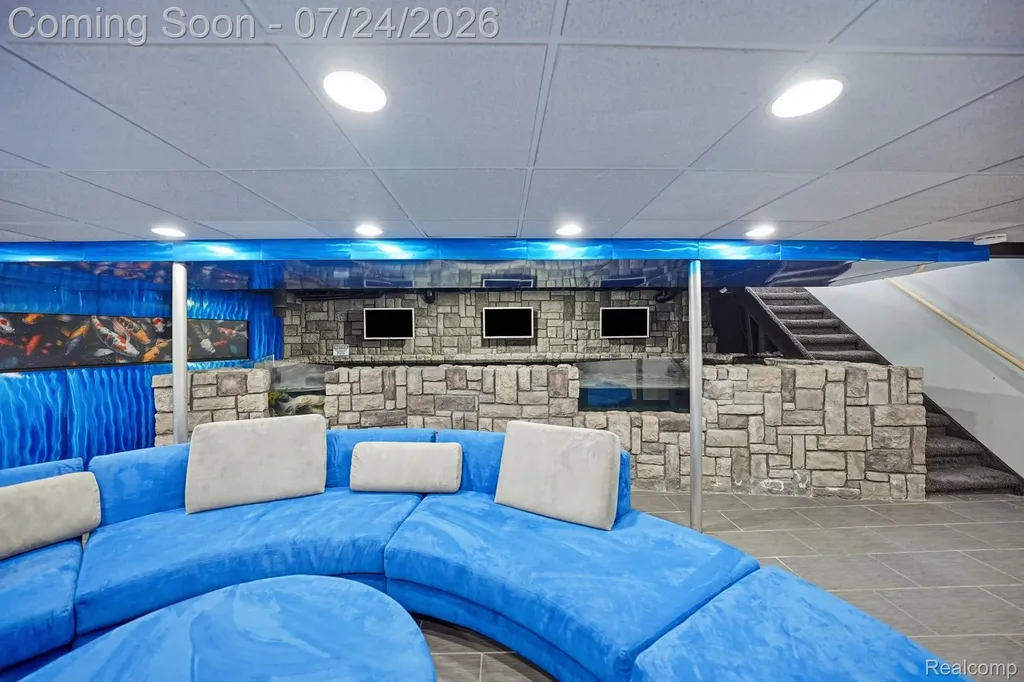 11957 Canterbury Drive Sterling Heights City MI 48312