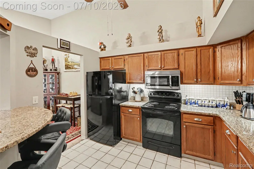 61154 Greenwood Drive South Lyon City MI 48178