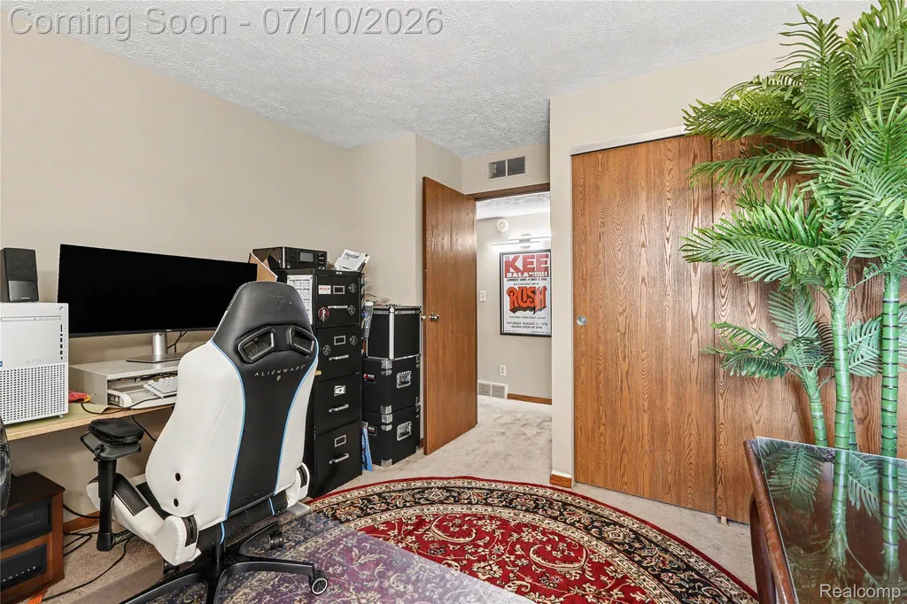 61154 Greenwood Drive South Lyon City MI 48178
