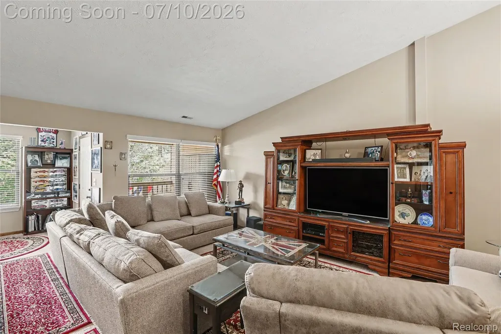 61154 Greenwood Drive South Lyon City MI 48178