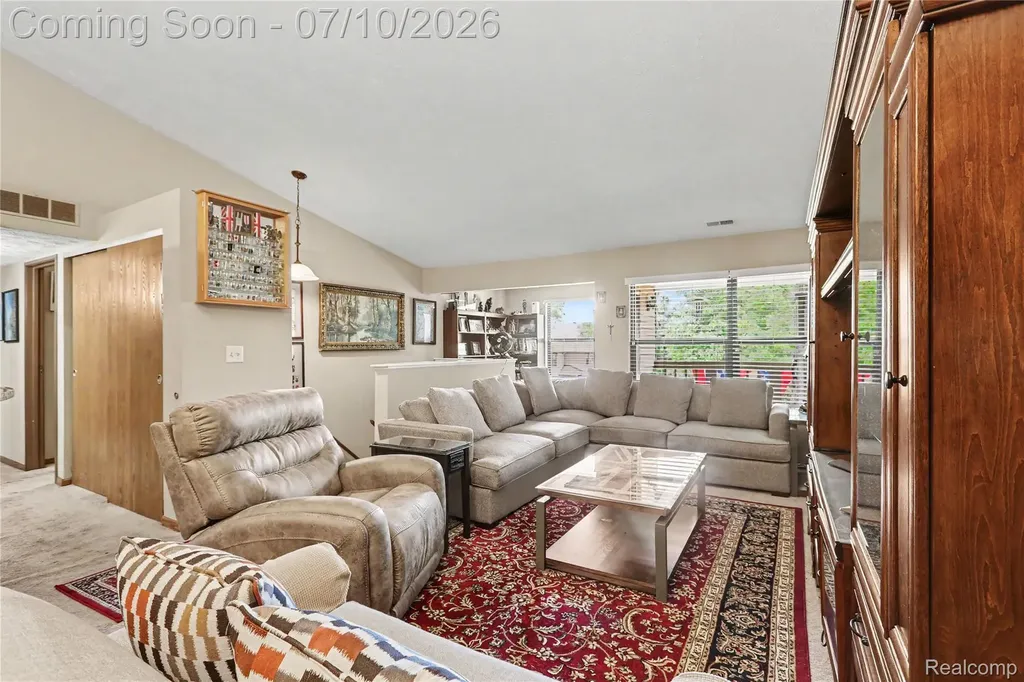61154 Greenwood Drive South Lyon City MI 48178