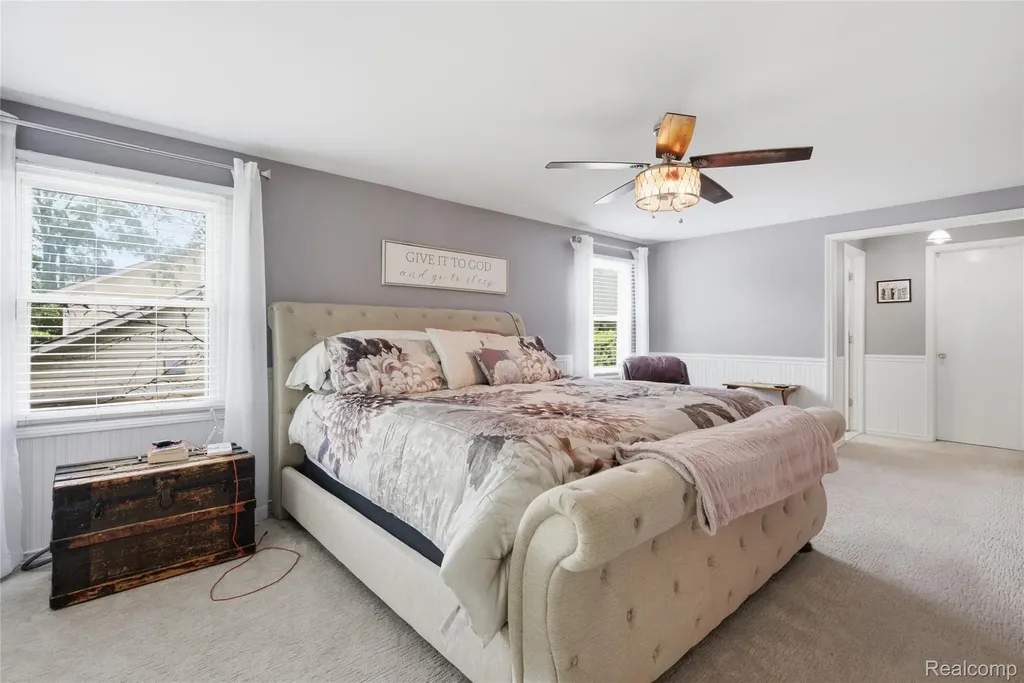 46884 Ben Franklin Drive Shelby Charter Township MI 48315