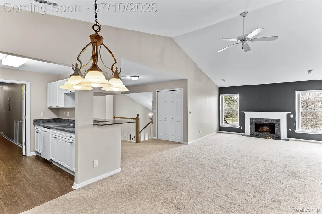 3553 Oakmonte Boulevard Oakland Charter Township MI 48306
