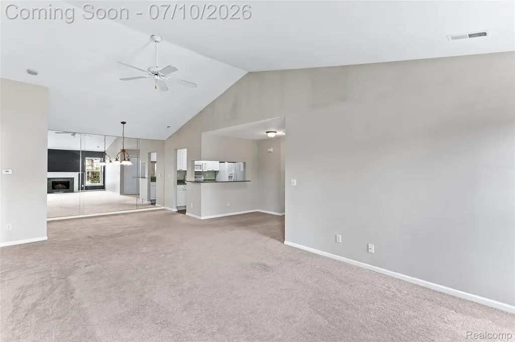 3553 Oakmonte Boulevard Oakland Charter Township MI 48306