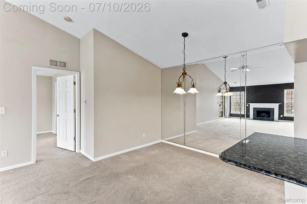 3553 Oakmonte Boulevard Oakland Charter Township MI 48306