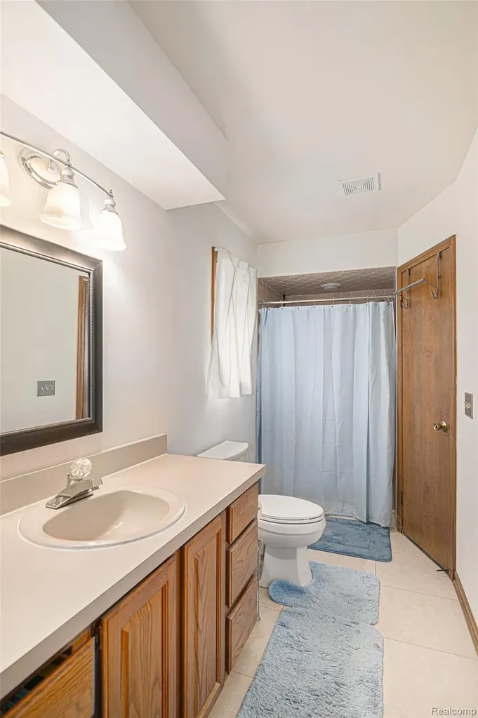 5361 Lin Hill Drive Mundy Township MI 48473
