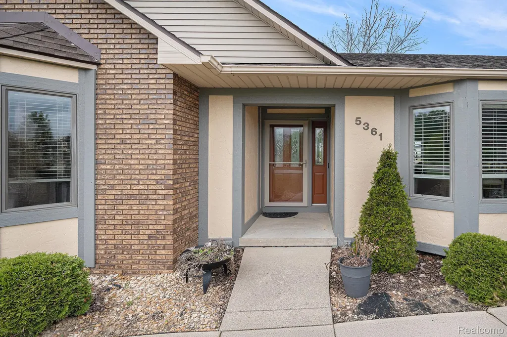 5361 Lin Hill Drive Mundy Township MI 48473