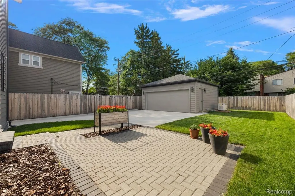 1821 Hazel Street Birmingham City MI 48009