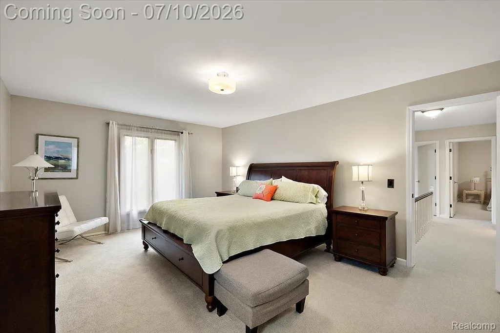 21640 Riverview Drive Beverly Hills Village MI 48025