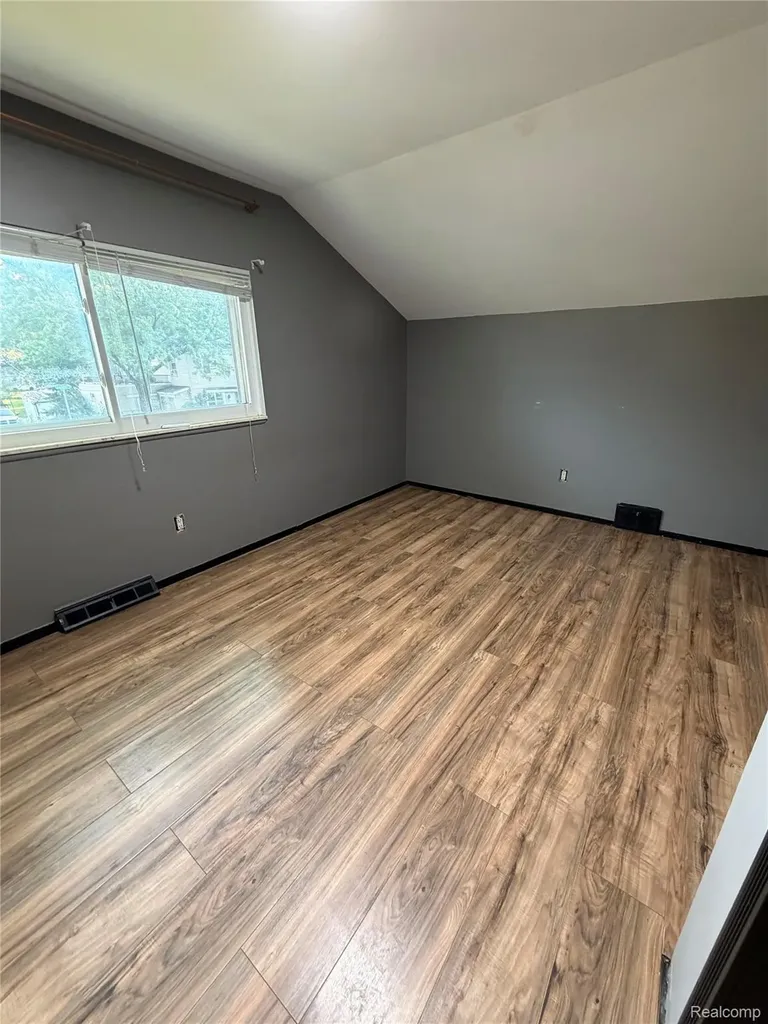 6798 Saline Drive Waterford Charter Township MI 48329